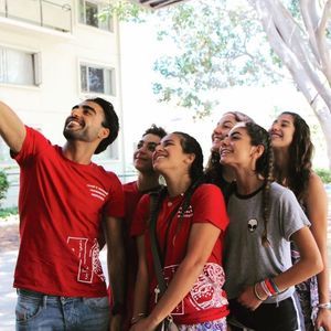 Meet your Posher, Sina